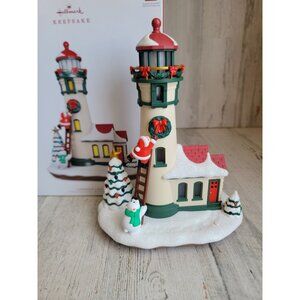 Hallmark NEW‎ Santa ladder polar bear luminous Lighthouse magic table top Xmas